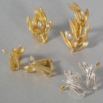 Silver or gold platted middle size earrings
