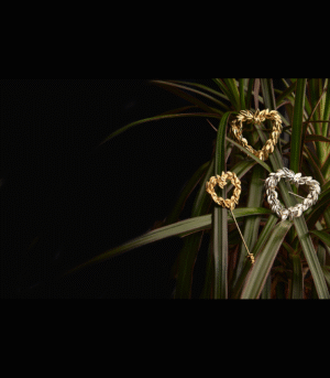 Silver or gold platted small  pin