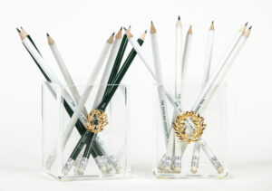 Pencil case with middle wreath