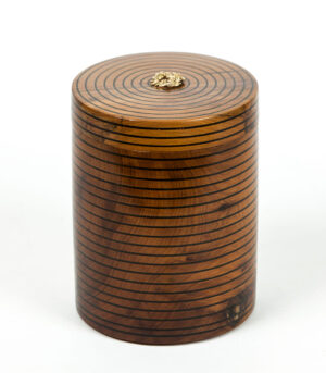 Round tall box with sketches