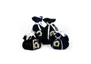 Velvet purse filled with pot pouri