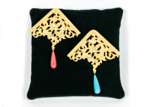 Gold platted «fan» design brooch