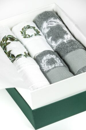 Towel box set
